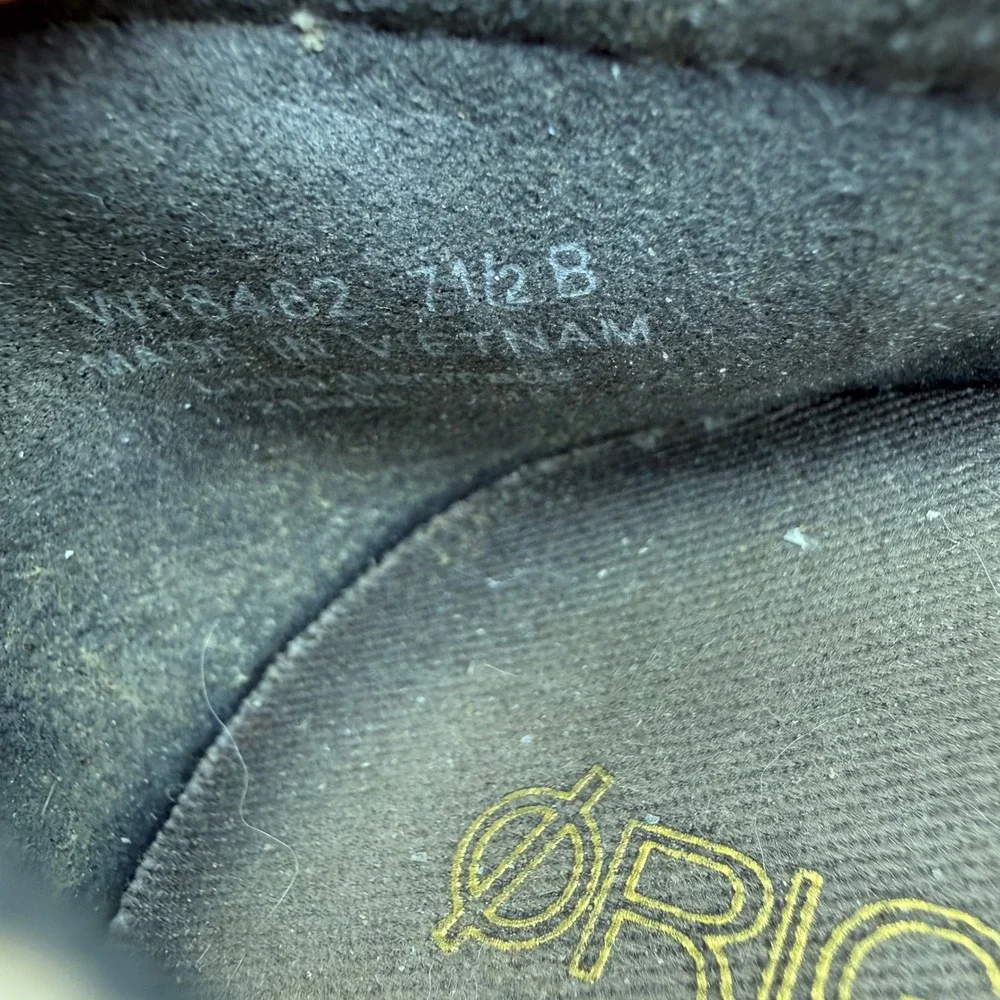 Cole Haan OriginalGrand Ballet Flats Women 7.5B Gold Metallic Leather W18462